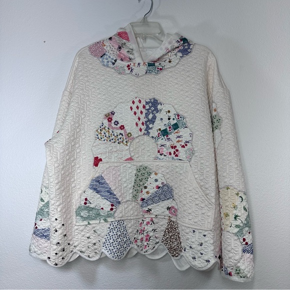 Unbranded White Quilted Pullover Hoodie Scalloped Hem Long Sleeve Front Pocket - Picture 1 of 6